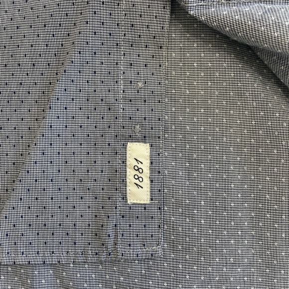 Van Heusen Originals Men’s Classic Fit Long‑Sleeve Micro‑Print Dress Shirt - M - Picture 4 of 7